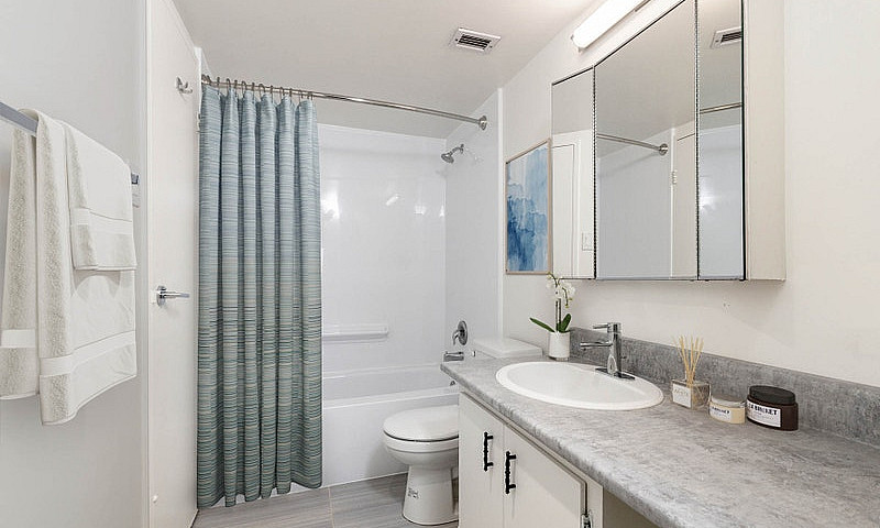 1 Bedroom - 4040 Gor...