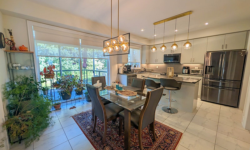 7868 Odell Cres, Nia...
