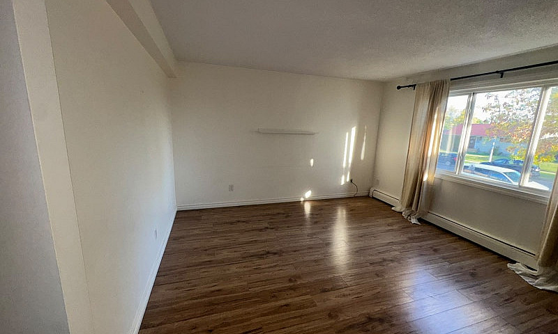 2 Bedroom Apartment ...
