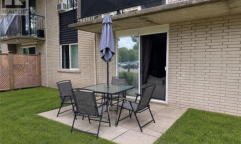 633 Barber Avenue N ...