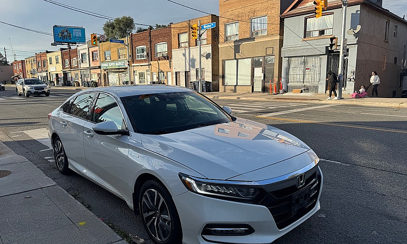 2018 Honda Accord !!...