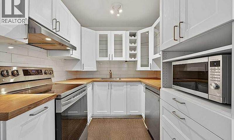 202A, 5601 Dalton Dr...