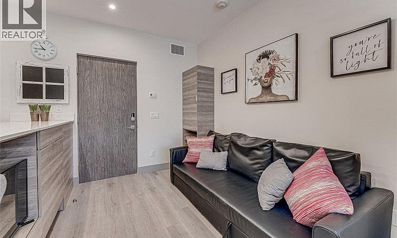 2555 Lakeshore Road ...