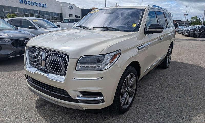 2018 Lincoln Navigat...