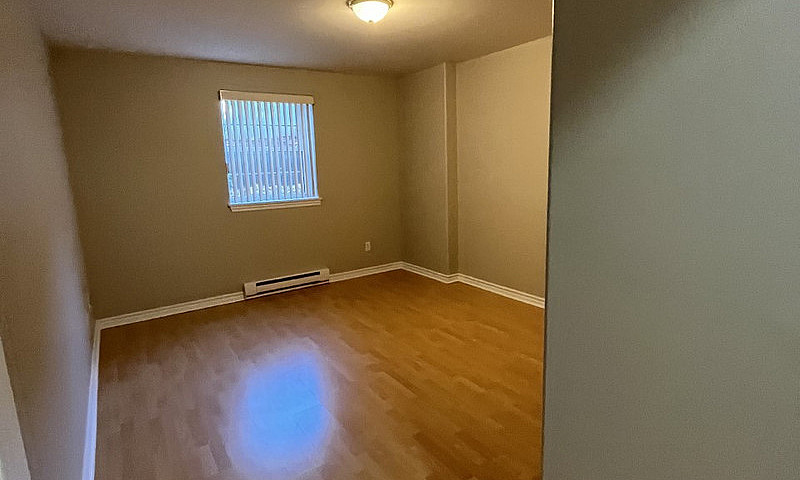 39 Pleasant Moncton...