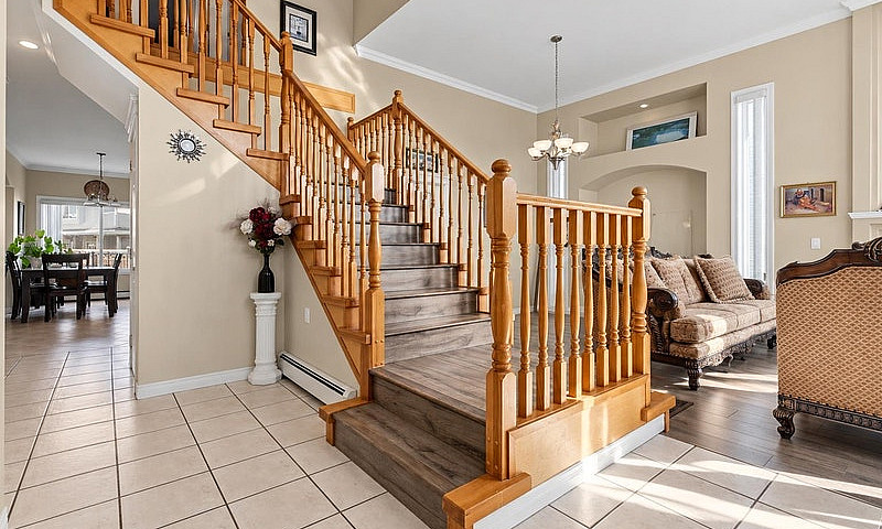 14577 80B Avenue Sur...