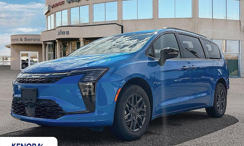 2027 Chrysler Pacifi...