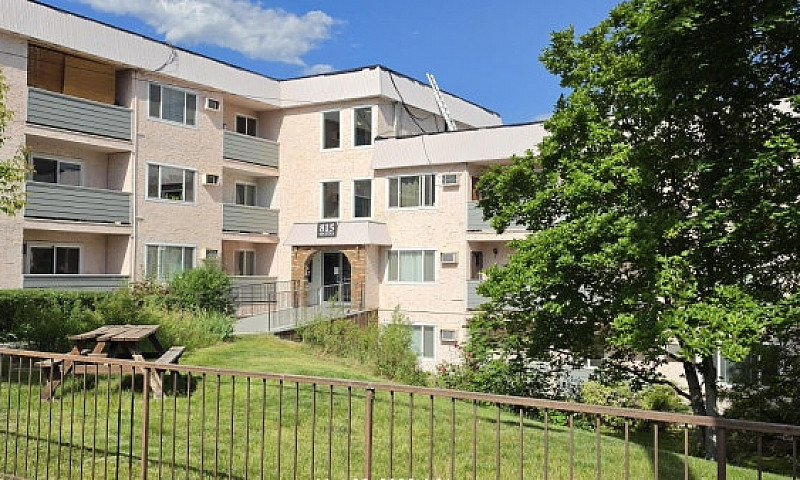 Rosewood Court #327...