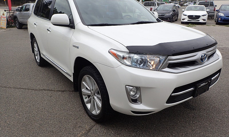 2013 Toyota Hilander...