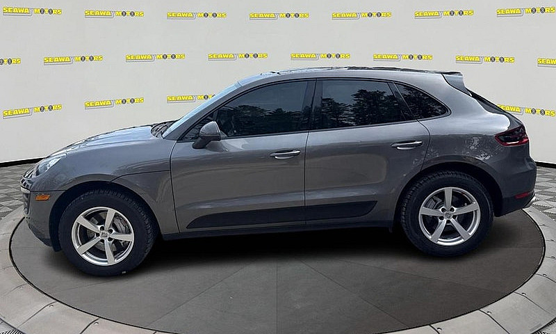 2017 Porsche Macan A...
