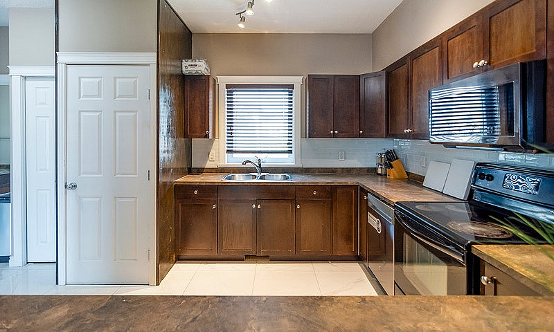 55-313 Millennium Dr...