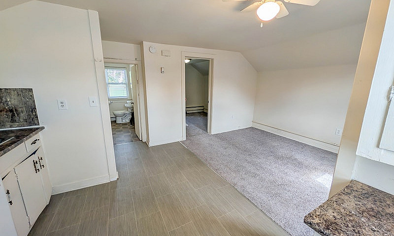42 Leeper St, St. Ca...