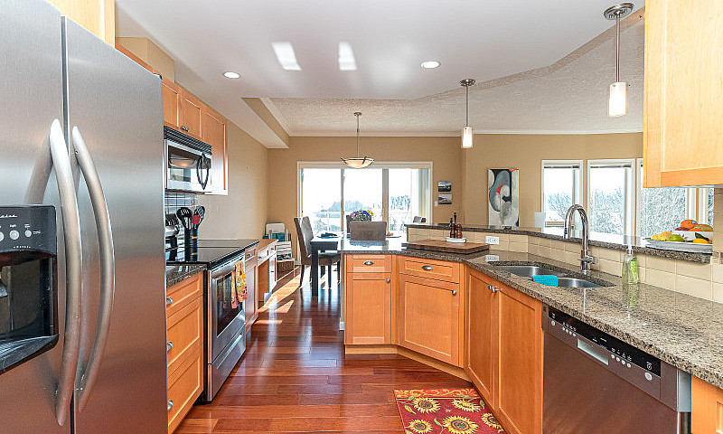 2 Bed, 2 Bath, View ...