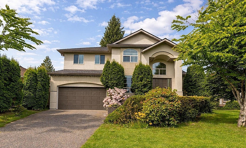 8327 169A Street Sur...
