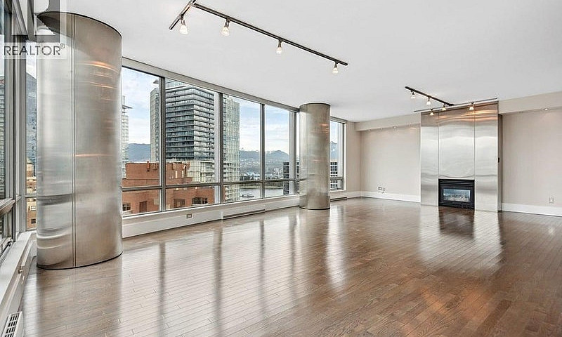 2703 837 W Hastings ...