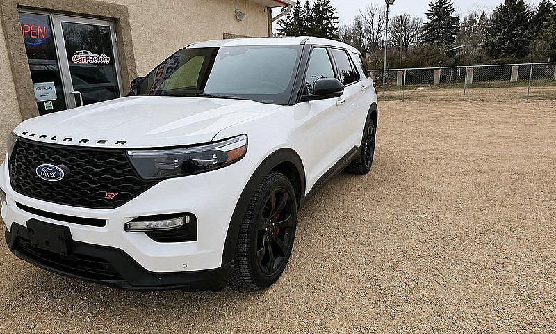 2022 Ford Explorer L...