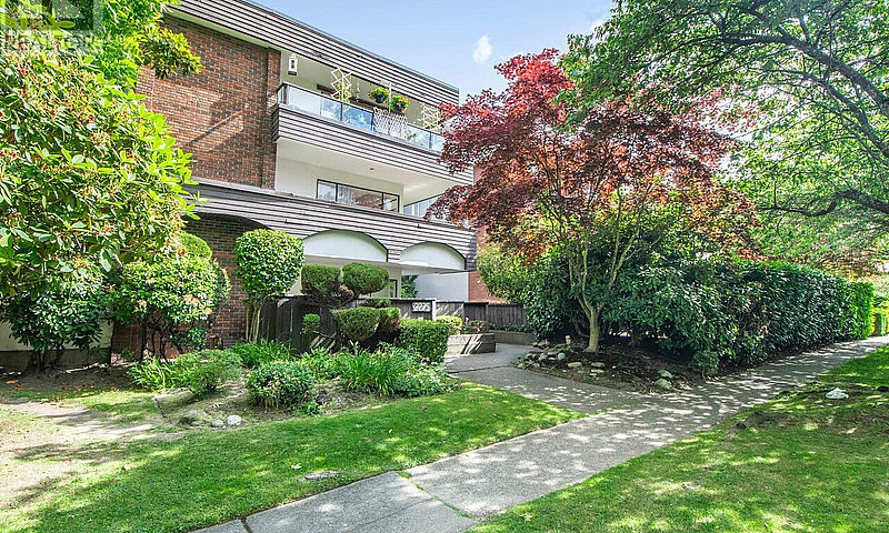 102 2275 W 40Th Aven...