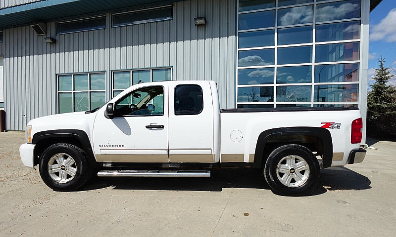 2011 Chevrolet Silve...
