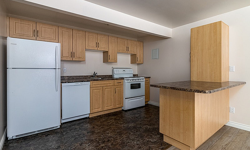 8 Willowdale Cres- W...