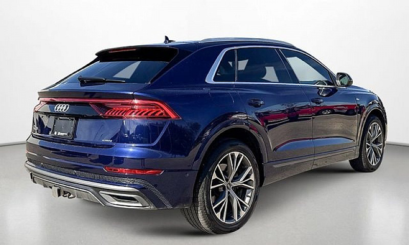 2023 Audi Q8 Technik...