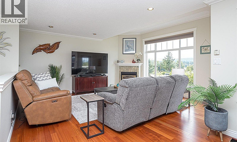 6315 Central Saanich...