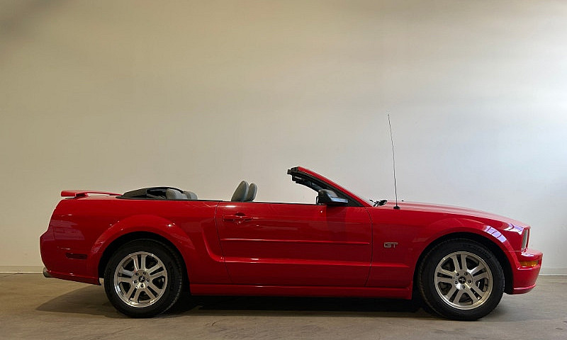 2006 Mustang Gt V8 C...