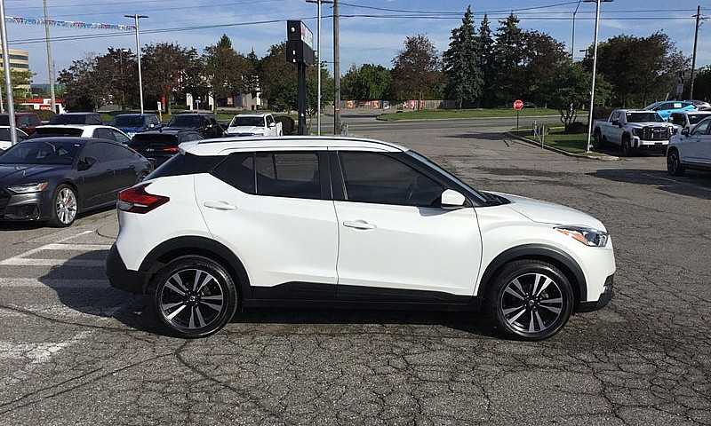 2018 Nissan Kicks Sv...