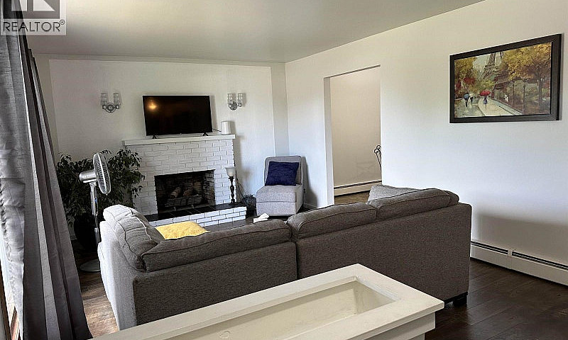 9607 108 Avenue Fort...