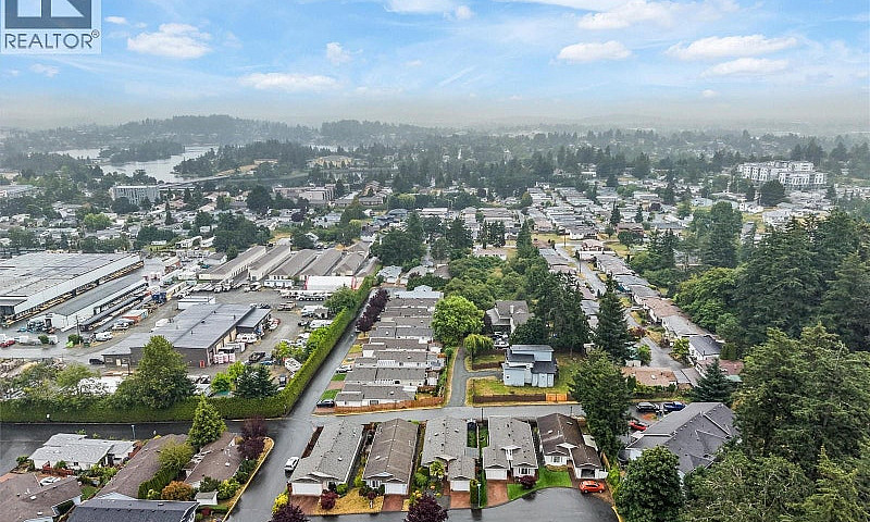 84 Wolf Lane View Ro...