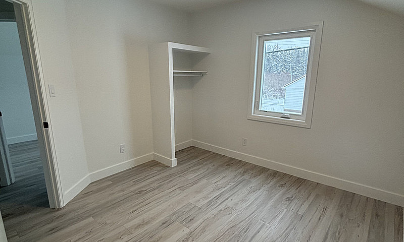 For Rent - 206 4Th A...