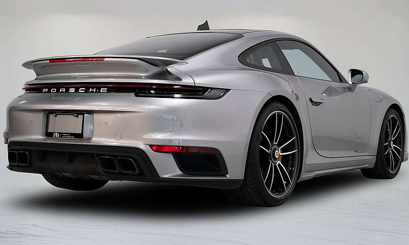 2022 Porsche 911 Tur...