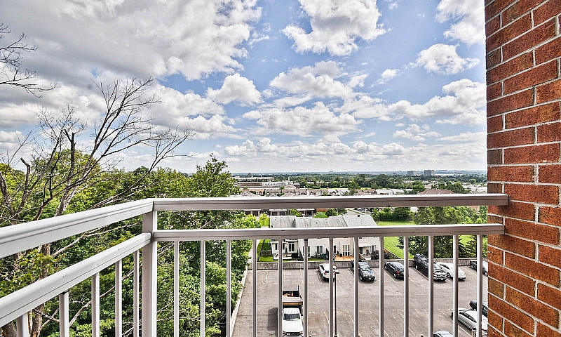 1 & 2 Apartments - A...