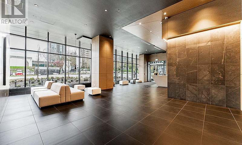 2607 2181 Madison Av...