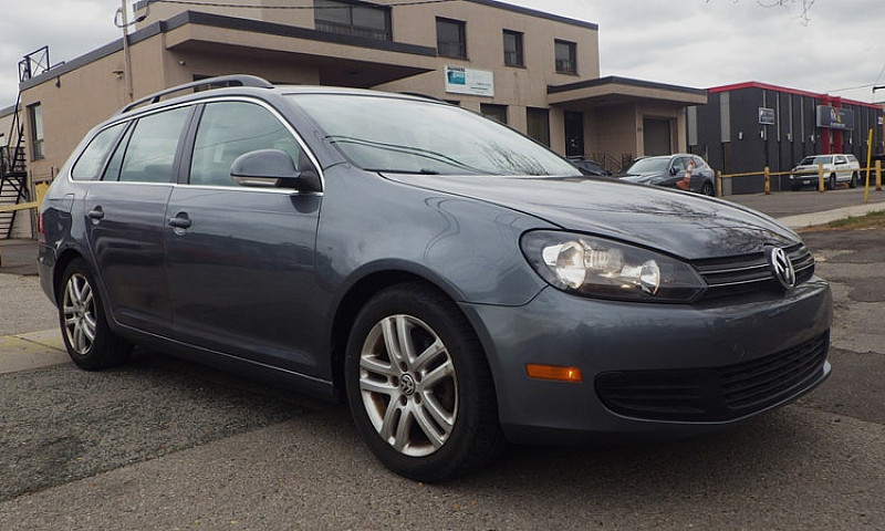 10 Vw Golf Wagon 2.5...