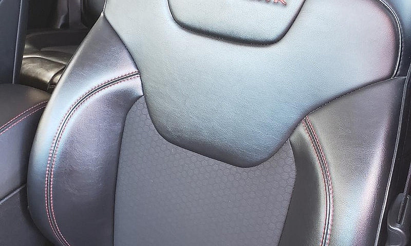 2020 Jeep Cherokee T...