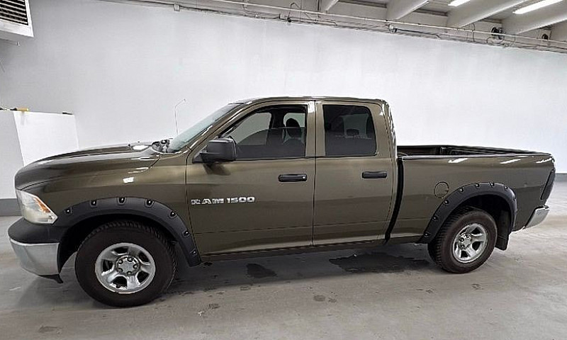 2012 Dodge Ram Sxt Q...