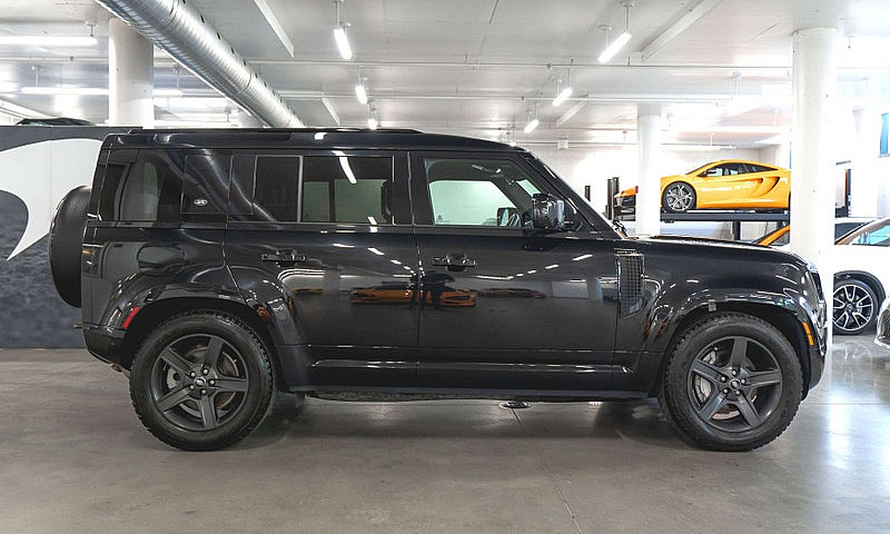 2024 Land Rover Defe...