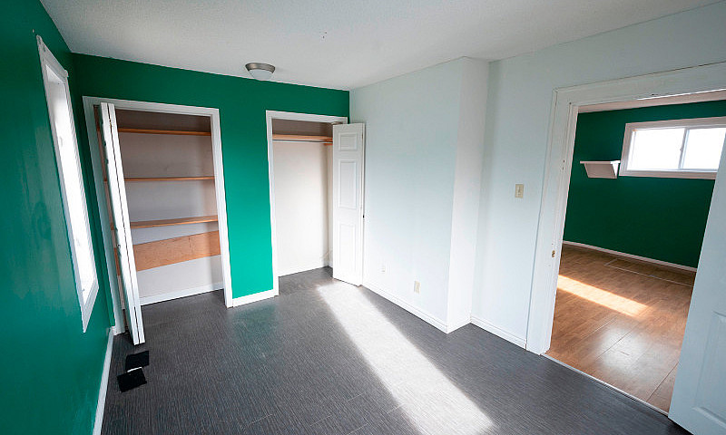 ***361 Otto Street *...
