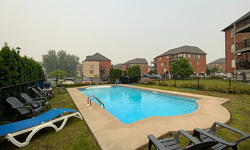 625 000$ - Condo À V...