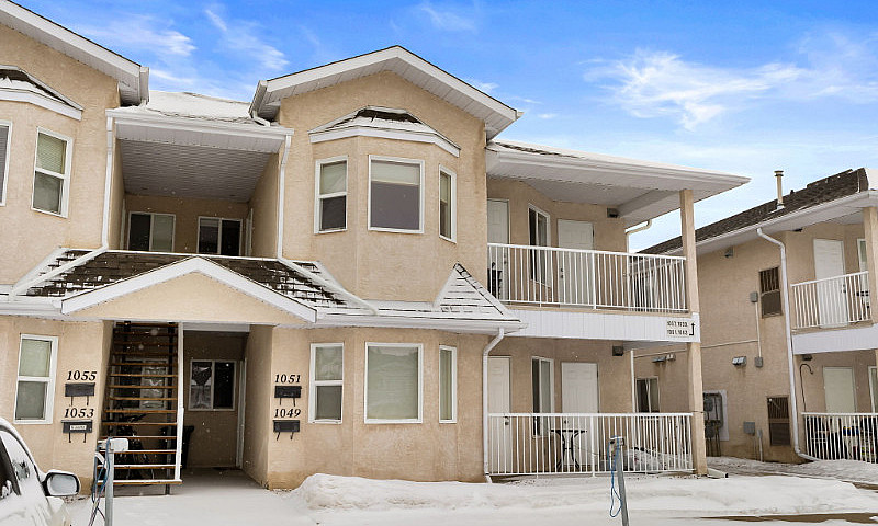 1051 Birchwood Pl - ...