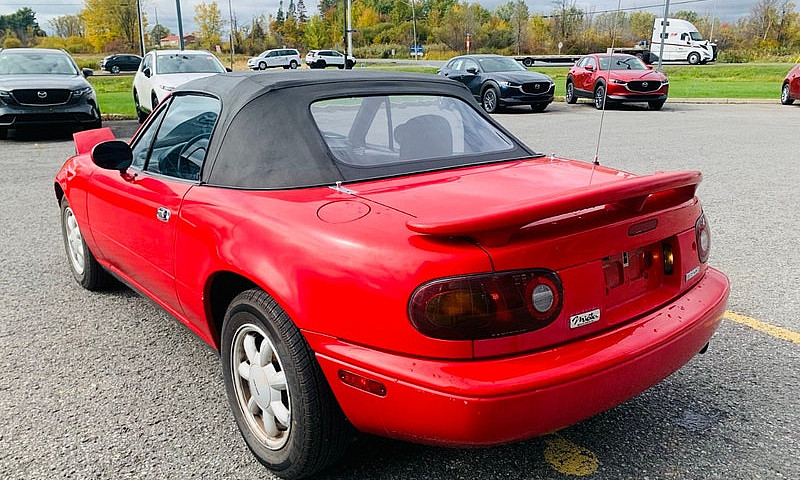 1990 Mazda Miata...
