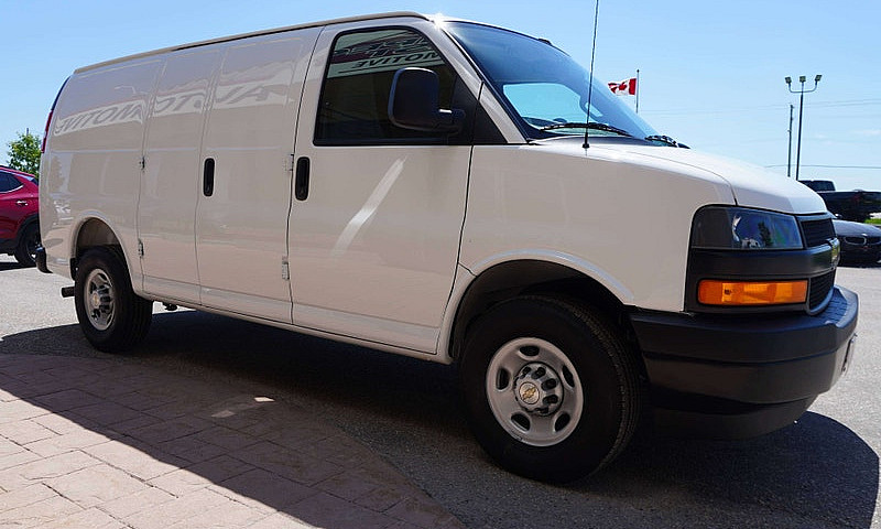 2025 Chevrolet Expre...