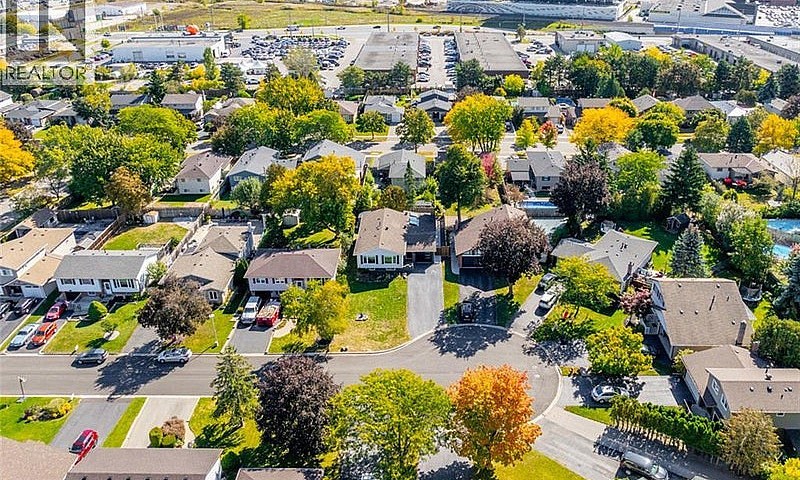 582 Strathcona Court...