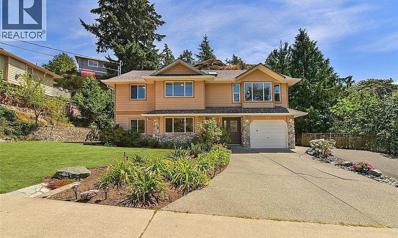 585 Hansen Ave Langf...