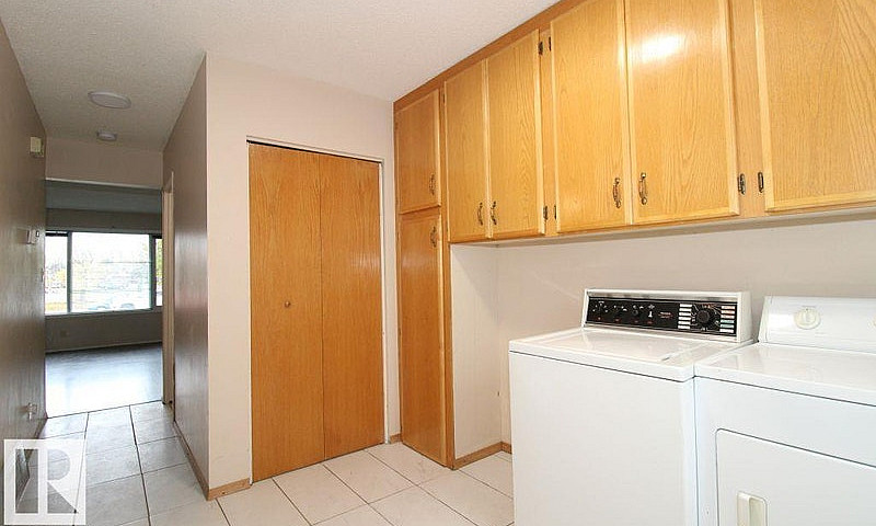 11393 22 Av Nw Edmon...