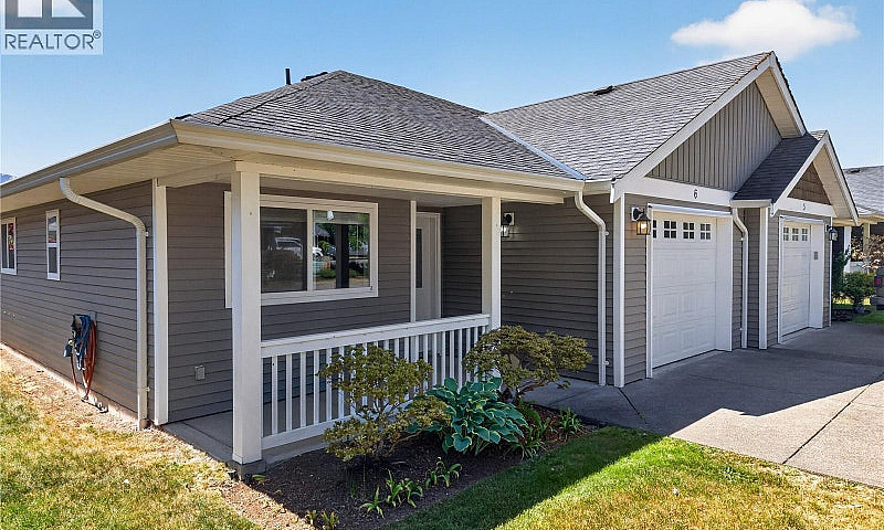 6 3400 Coniston Cres...