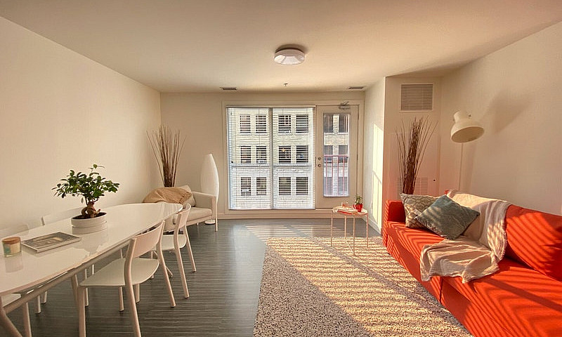 98 Market - 2 Bedroo...