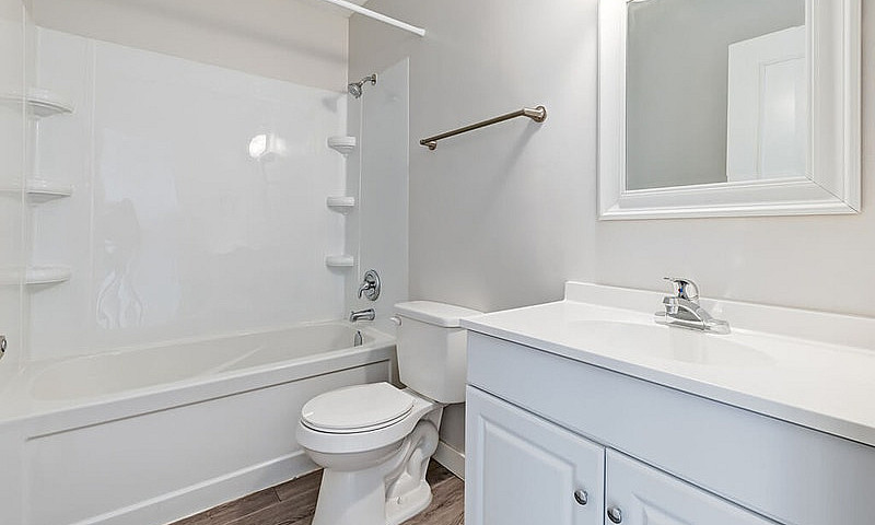 Modern Apartments Wi...