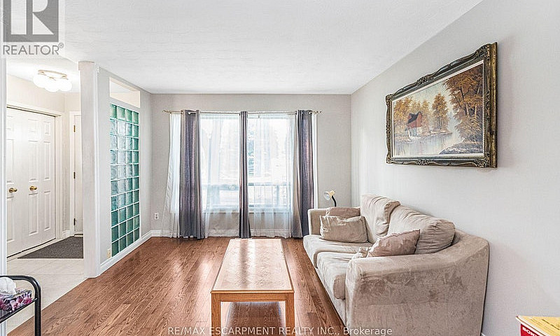 28 Riverdale Drive H...