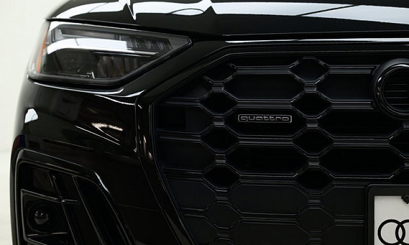 2024 Audi Q5 Progres...